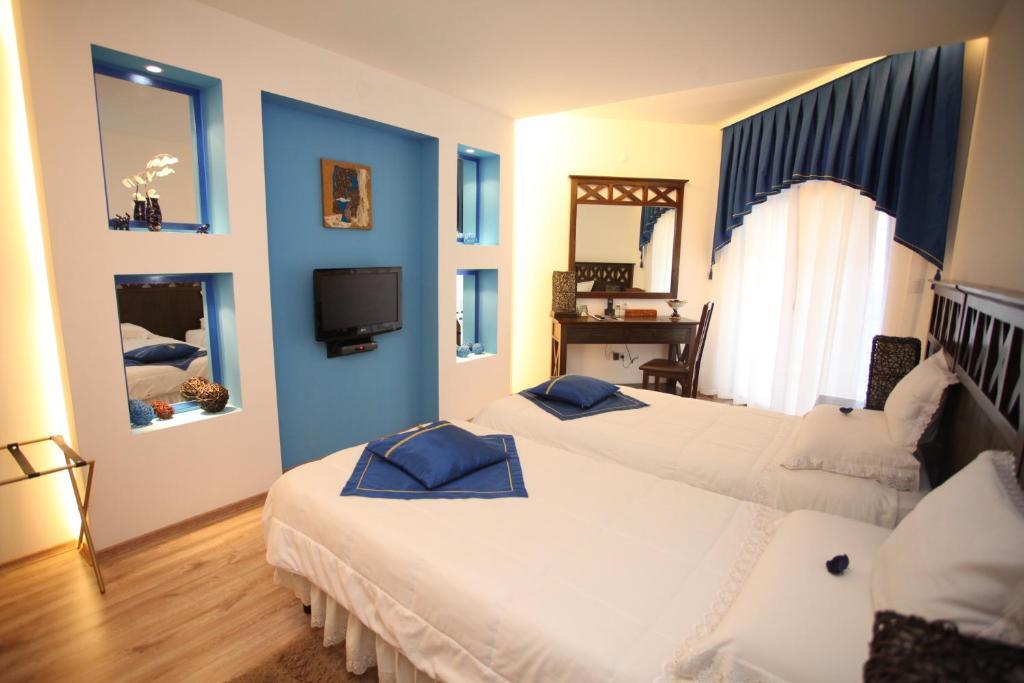 Familly Art Hotel Nirvana Shumen Rum bild